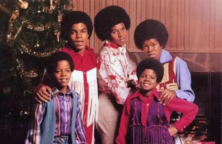 Top 10 Christmas Songs of The Jackson 5